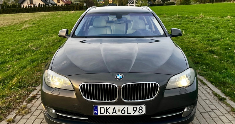 BMW Seria 5 cena 72000 przebieg: 278000, rok produkcji 2013 z Pionki małe 781